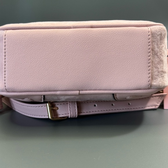 Juicy Couture Pink Diamond Heritage Crossbody Velour Embroidered Logo Bag - Picture 5 of 7